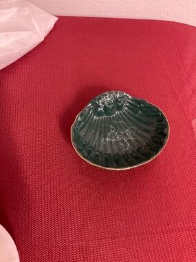 Vintage Springs Shell Soap dish Marble Dark Forest Green Gold border Ceramic